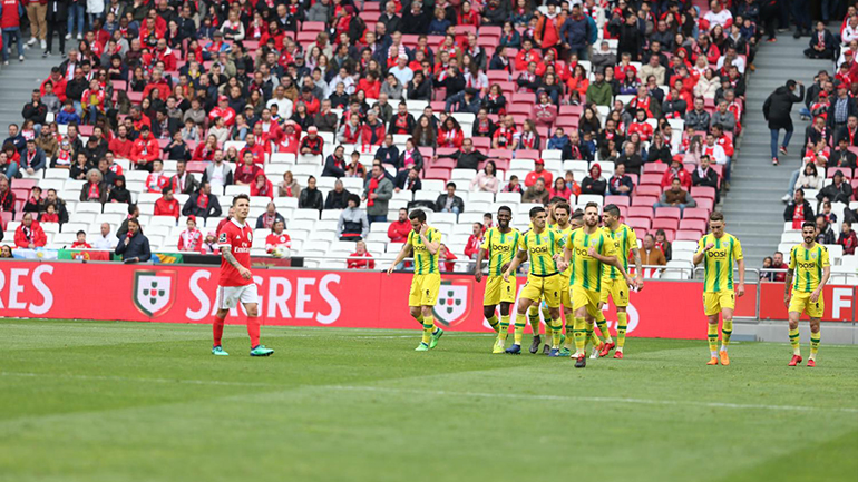 Benfica 2-3 Tondela
