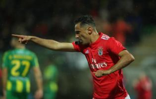 Benfica se rassure sur le terrain du CD Tondela. 