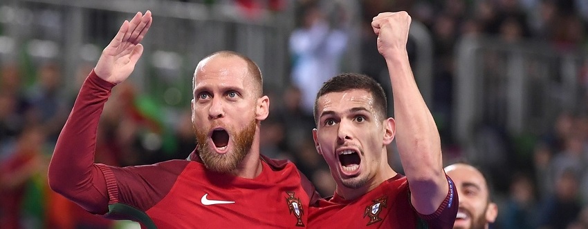 Euro Futsal: Portugal 4-1 Roumanie