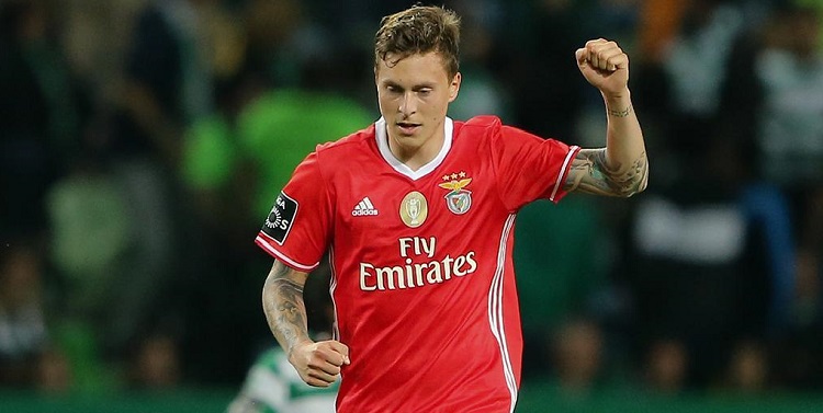 Manchester United confirme Lindelof