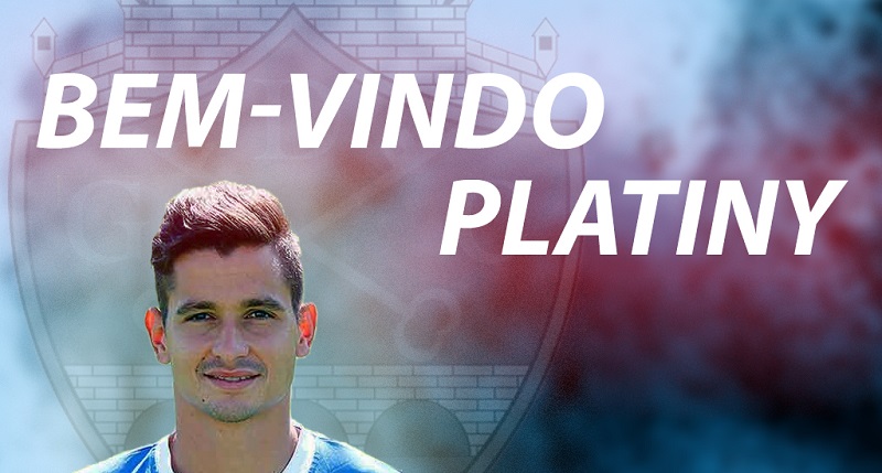 Platiny signe a Chaves