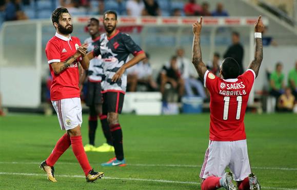 Gabigol à marqué un superbe but face à Olhanense