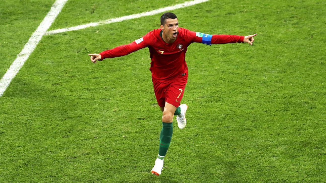 Triplé de Ronaldo face à l'Espagne